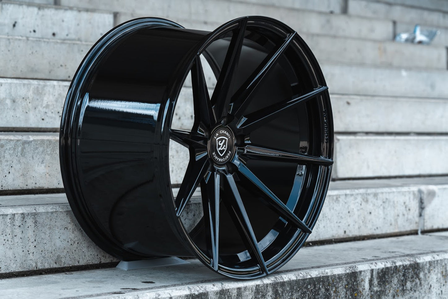 LaChanti LC-P10 in 9x20 und 10,5x20 - Glossy Black