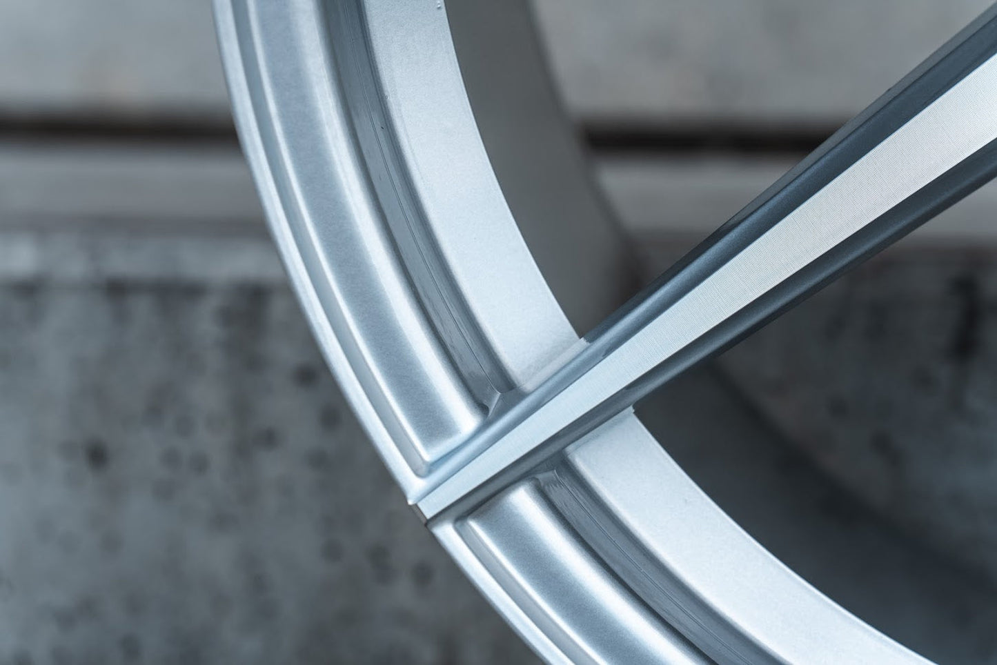 LaChanti LC-P10 in 10x20 und 10,5x20 - Machined Silver