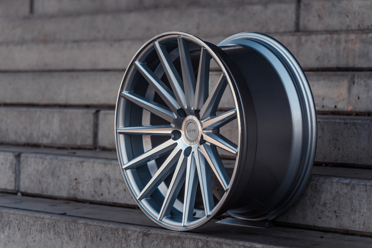 LaChanti LC-P5 in 8,5x19 und 9,5x19 - Machined Silver