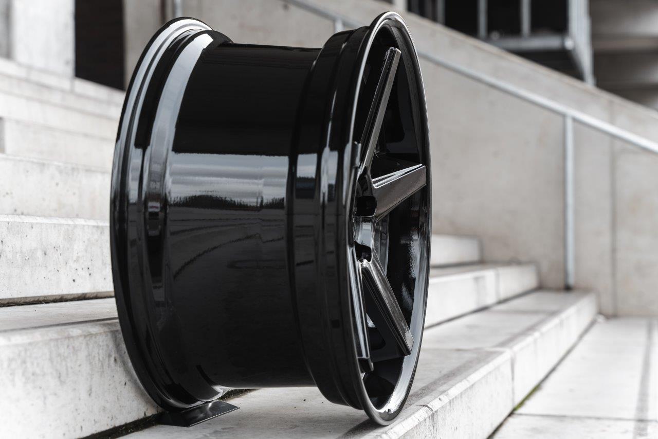 LaChanti LC-P13 in 9,0x20 und 10,5x20 - Glossy Black